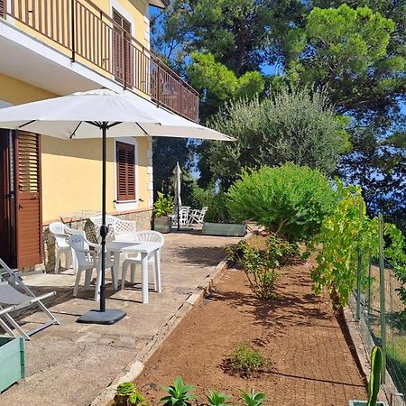 Le Pigne Casa Vacanze. بولّيكا المظهر الخارجي الصورة