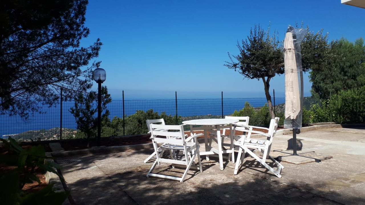 Le Pigne Casa Vacanze. بولّيكا المظهر الخارجي الصورة